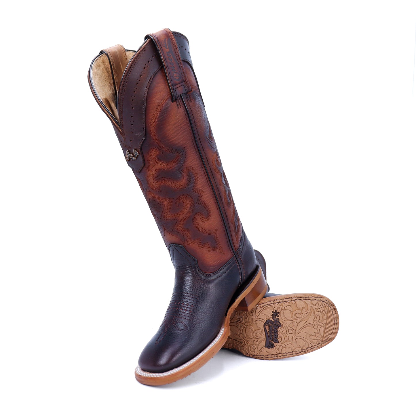 Bota Tupe en Piel Res con Acabado Encerado CW512